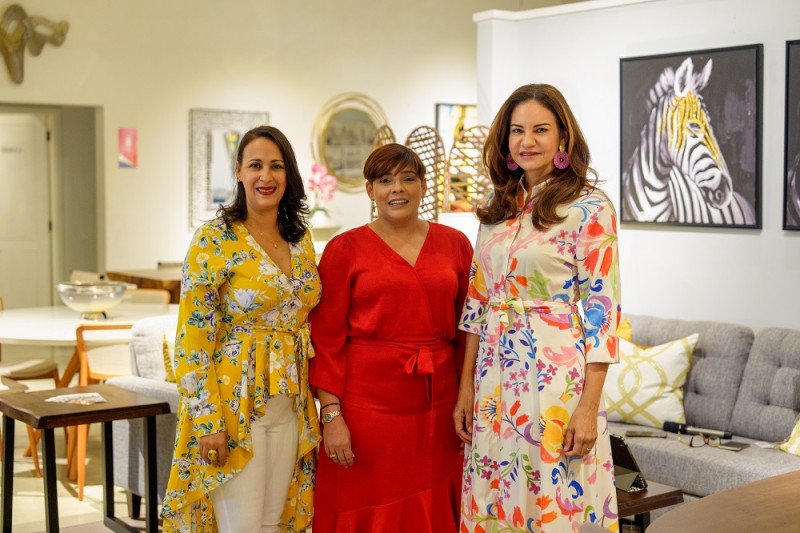 Michelle Nin, Ana Mercy Otáñez y Celeste Pérez