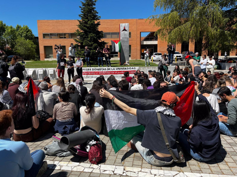 Acampada en el campus de la UCM para protestar por la actuación israelí en Gaza.
SOCIEDAD ESPAÑA EUROPA MADRID