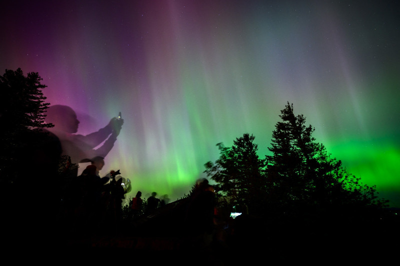 En la noche del viernes, las redes sociales se llenaron de fotos de auroras