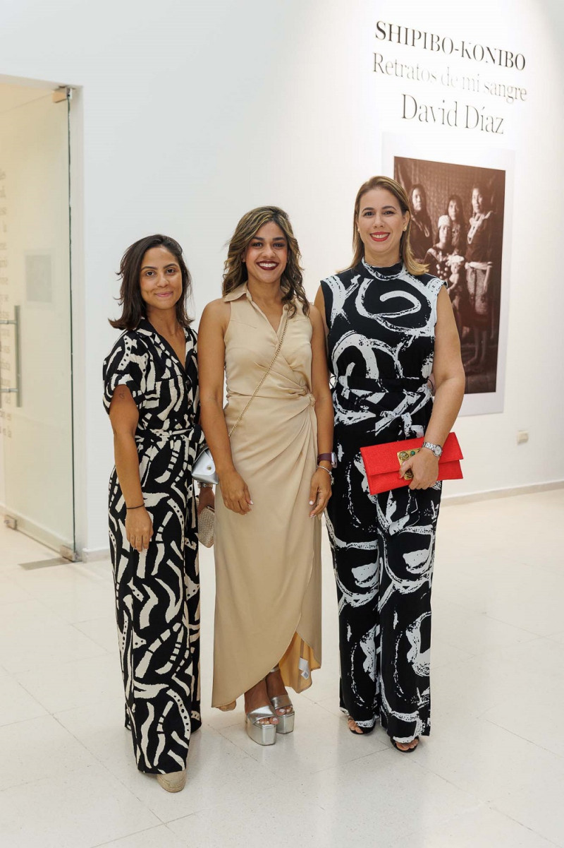 Mari Carmen Cuello, Desiree Bruno y Rodalia Malla.