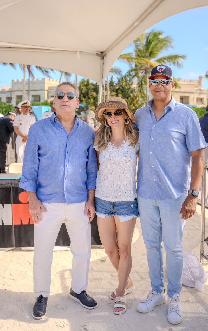 Fernando Hazoury, María Dimitrova y Félix Sánchez