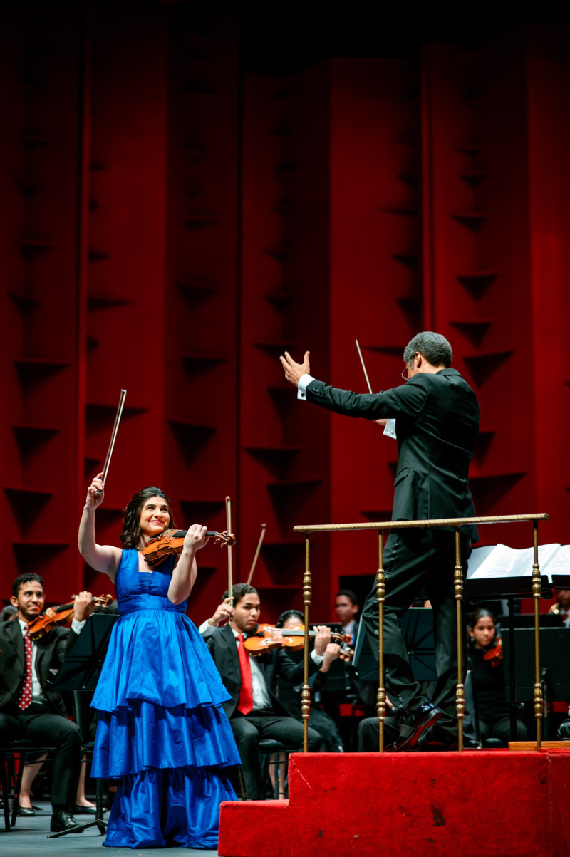 La violinista Rebeca Masalles será parte del Festival Young Euro Classic en Berlín, junto a la Filarmónica Appassionato.