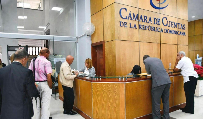 Un área de oficina de la Cámara de Cuentas.