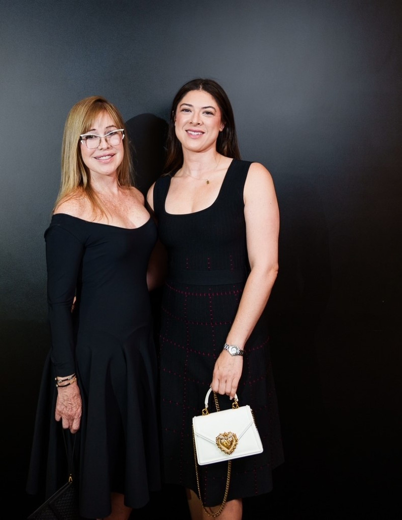 Vivian Camejo y Francesca Garza