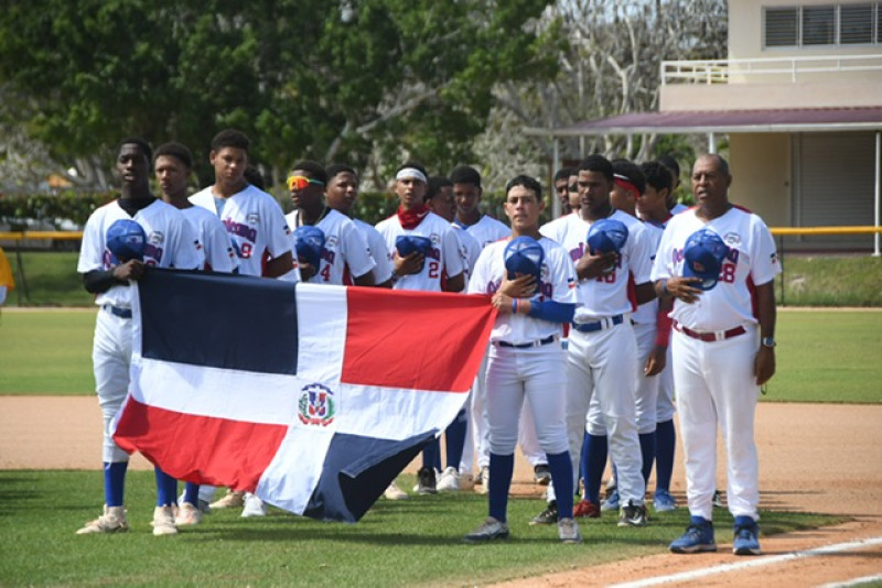 Equipo dominicano que ganó medalla de plata en el Premundial U15 realizado en el país el pasado mes de marzo.