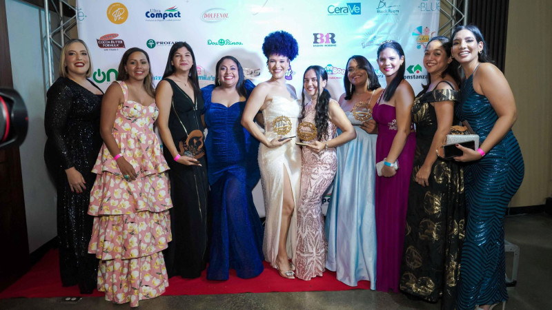 Génesis Nouel, Paola Lithghow, Jenny Mateo, Lucy Arias, Katherine Franco, Willeidy Abreu, Alfania Mendoza, Paola Peña, Angie Sánchez, Ermy Domínguez.