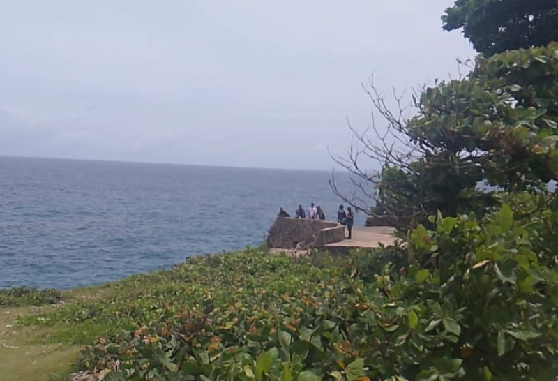 Buscan en el mar Caribe a miembro del Ejército
