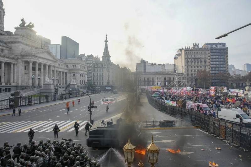 La policía acordona el Congreso argentino