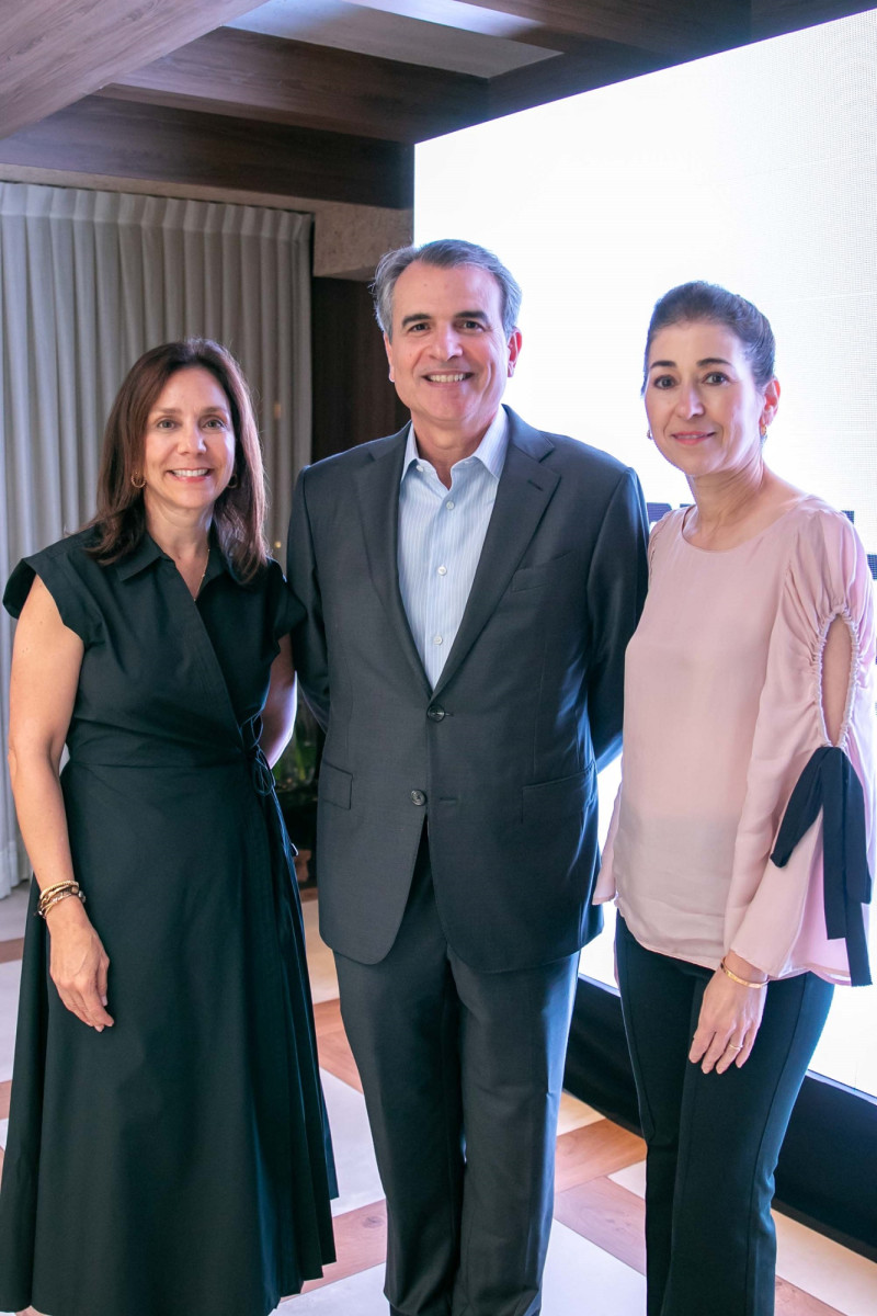 Michelle Morales, Ramón Franco y Liza Bonetti.