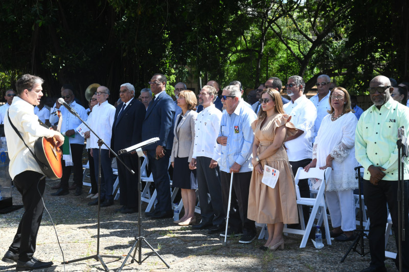 Momento del acto en homenaje a los héroes del 14 de Junio, al cumplirse ayer el 65 aniversario de su desembarco por Constanza, Maimón y Hestero Hondo.