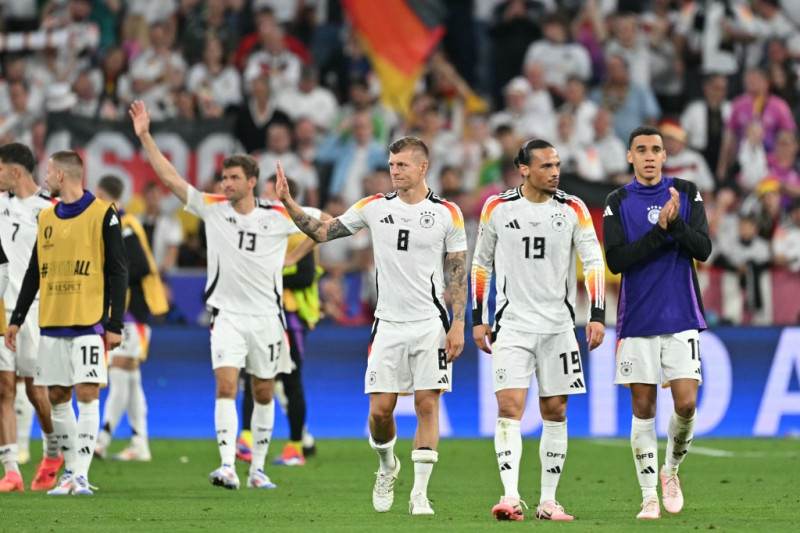 Jugadores alemanes celebran el triunfo