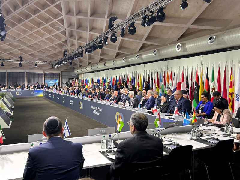 La Cumbre de Paz de Ucrania reunió a cerca de 60 líderes mundiales y representantes de unos noventa gobiernos.