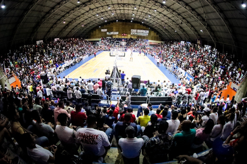 Vista de uno de los partidos de la serie final del año pasado de la LNB entre los Reales y los Leones.