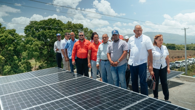 1.	Galván afirma que el Plan para la Transformación de la Matriz Energética del Sector Lechero Dominicano contribuye al fomento del empleo en el sector ganadero y al fortalecimiento de la seguridad alimentaria del país.