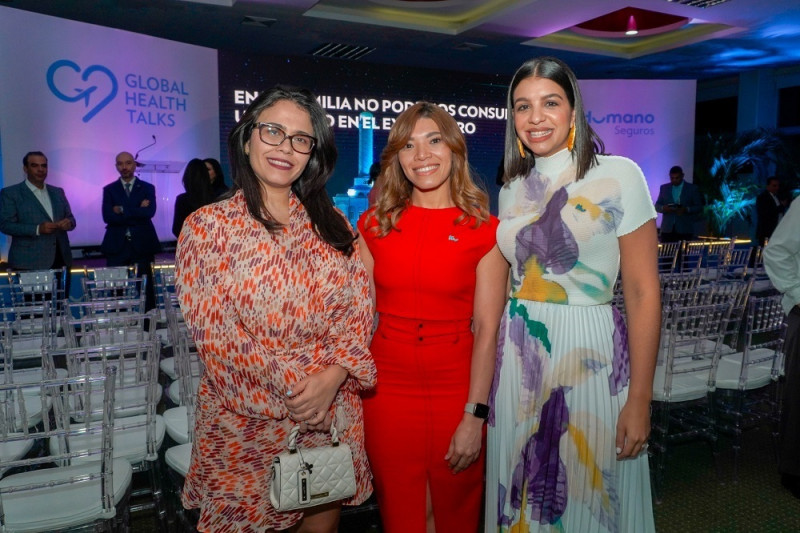 Nieves Dajer, Yojanny Reyes y Ana Elisa Rodríguez.