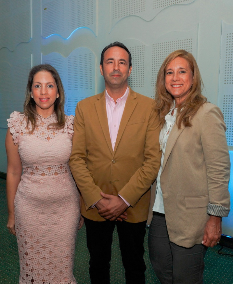 María Belissa de Zaiek, Marcos Zaiek e Hilda Fondeur.