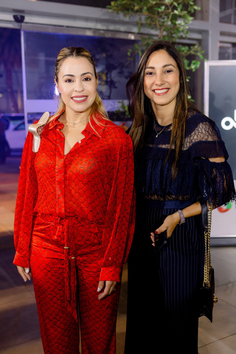 Wendy Santos y Yulissa Jerez
