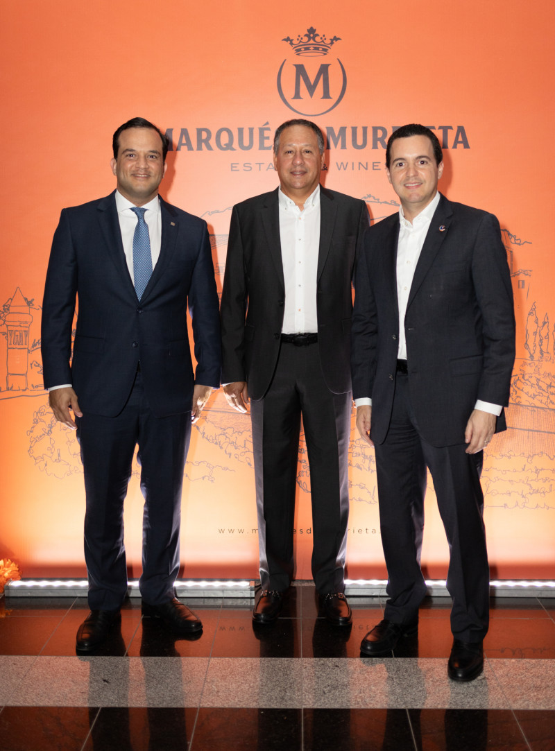 Miguel Pimentel, José Manuel Tavárez y Carlos Santelises.