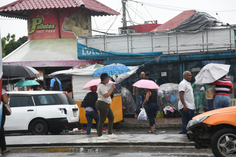 El Gran Santo Domingo se mantiene en alerta amarilla por el huracán Beryl.