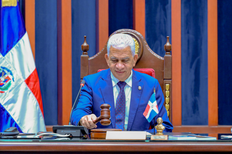 Ricardo de los Santos, presidente del Senado de la República.