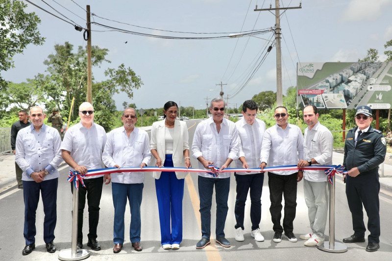 Luis Abinader inaugura obras en La Altagracia