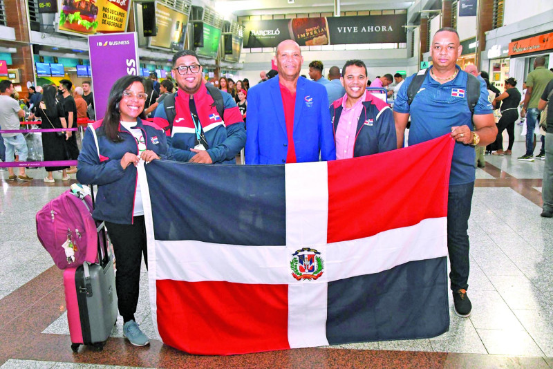 Adrienne Portes, Marcel Vidal, Juan Febles, José Paulino y Julio Florentino.