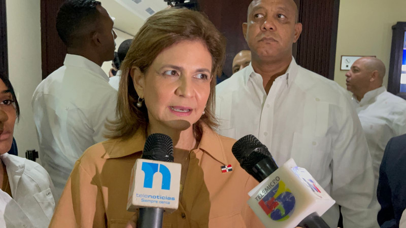 La vicepresidenta Raquel Peña encabeza acto en Santiago