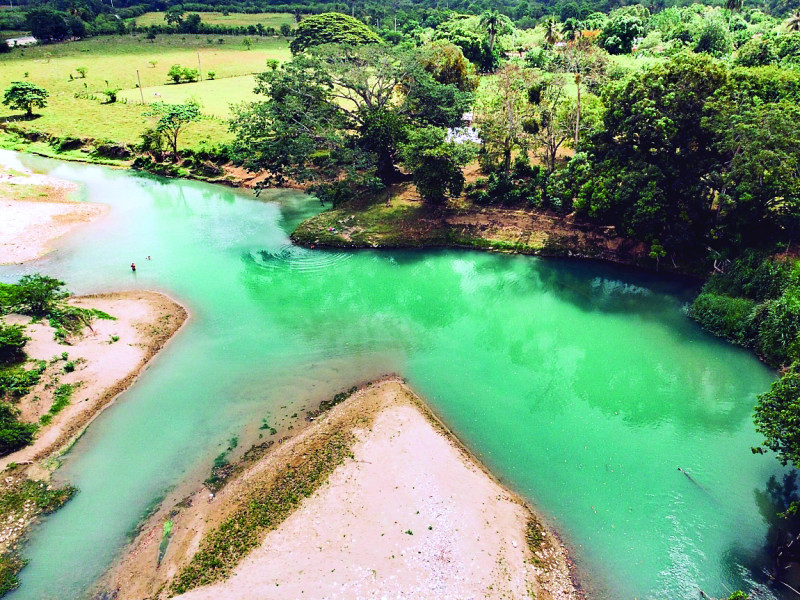El río Jamao suple de agua a las comunidades aledañas.