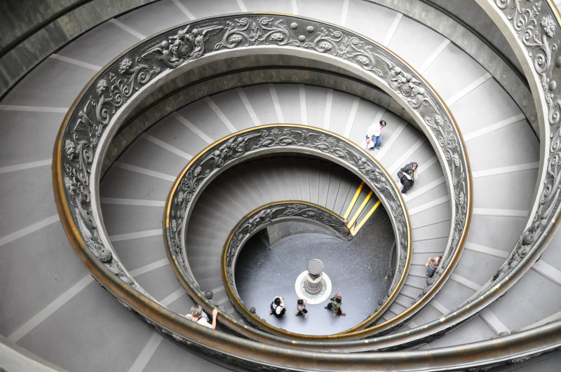 Escalera de caracol en Museo Vaticano (Vaticano). Foto facilitada por The Knowledge Academy. Lee Sunhee- Shutterstock.