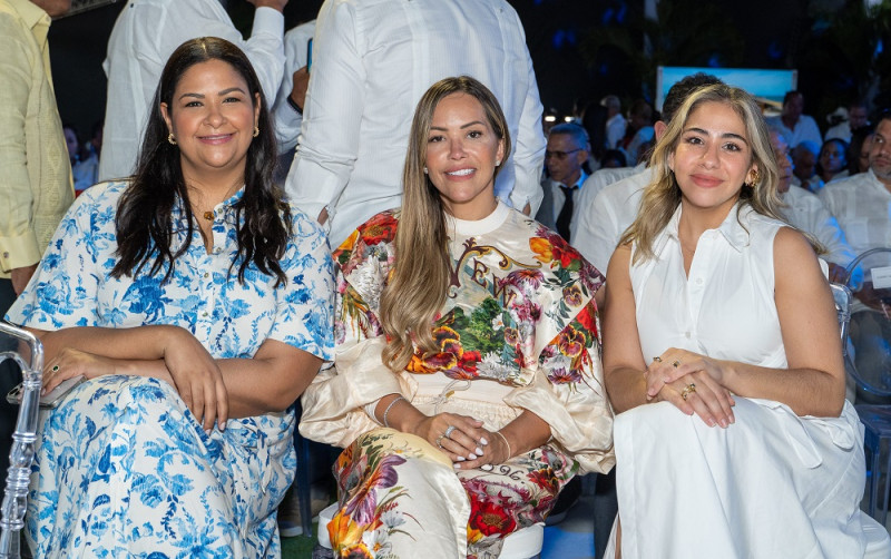 Rita Pilar Soriano, Gabriela Pérez de Santana y Yamel Llenas.