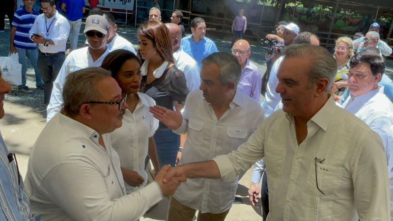 El presidente Luis Abinader durante su visita a la Feria Multisectorial Expo-Vega Real 2024.