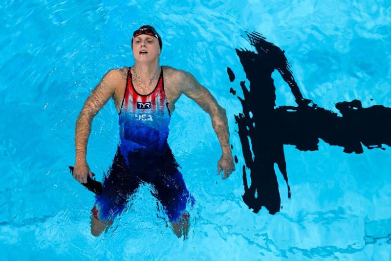 Una vista general muestra a la estadounidense Katie Ledecky