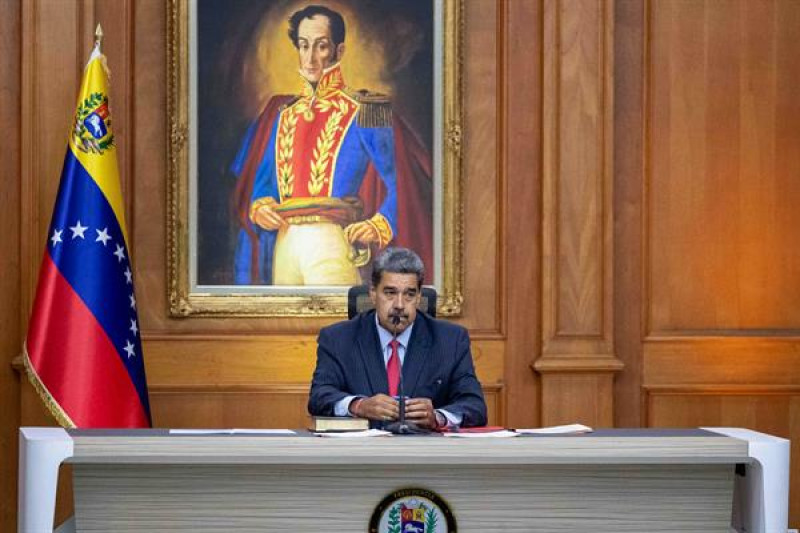 El presidente de Venezuela, Nicolás Maduro, habla durante una rueda de prensa este miércoles, en el Palacio de Miraflores en Caracas (Venezuela).