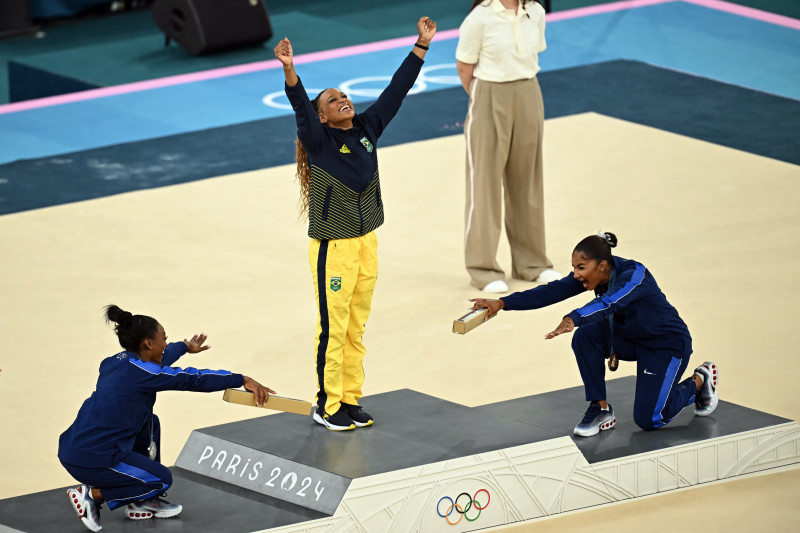 Simone Biles, Rebeca Andrade y Jordan Chiles