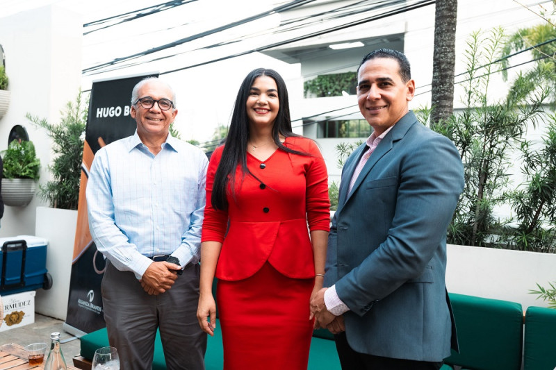 Pedro Genaro Pérez, Michelle Sadhalá y John Contreras