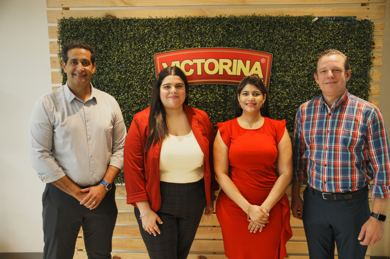 Alexis Pimentel, Adriana González, Awilda De León y Luis Villanueva.