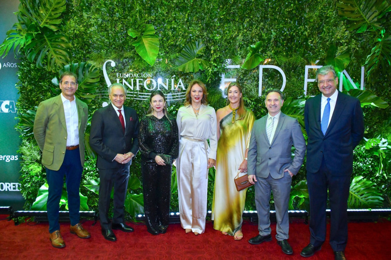 Juan Carlos Rodríguez Copello, José Antonio Molina, Margarita Miranda de Mitrov, Milagros Germán, Marisol Rodríguez Copello, Carlos Veitía y José Antonio Rodríguez Copello