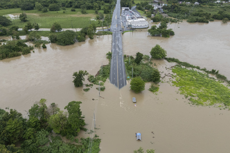 Huracán Ernesto en Puerto Rico