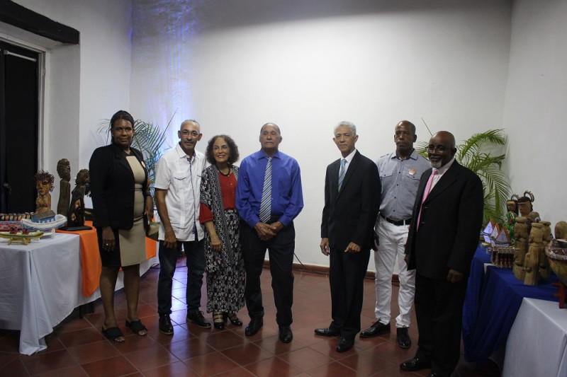 Jorge Caridad, Ana Iris de la Rosa, Niurka Mota, José Esperanza Trinidad, Cirilo Ruíz (Tono), Manuel Gómez Bolós, Puro Lázaro Rondón, Eladio Enrique R. (Enriquillo) y Rafael Morla Abreu.