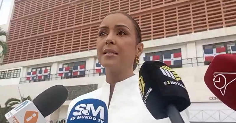 La diputada del Distrito Nacional, Selinée Méndez, a su llegada a la Asamblea del Congreso Nacional