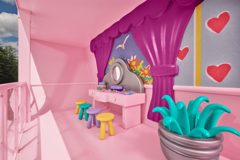 casa de la icónica muñeca Polly Pocket en tamaño real