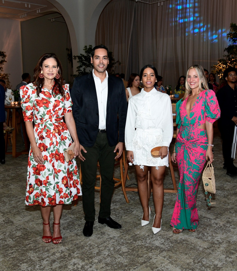 Celeste Pérez, Bolívar Soto, Patricia Acosta y Oriana Lucas.