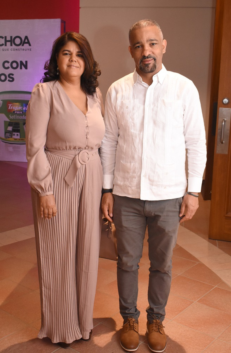 Maribel Fernández y José Alfredo Espinal.