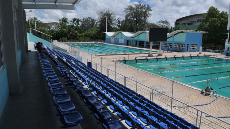 La piscina olímpica del Centro Acuático se construyó para los Juegos Centroamericanos del 1974. Luego se amplió para los Panamericanos del 2003.