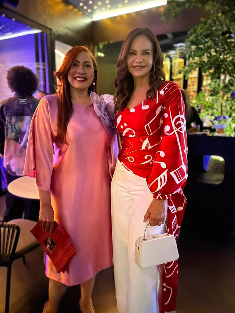 Marisol Henríquez y Celeste Pérez.