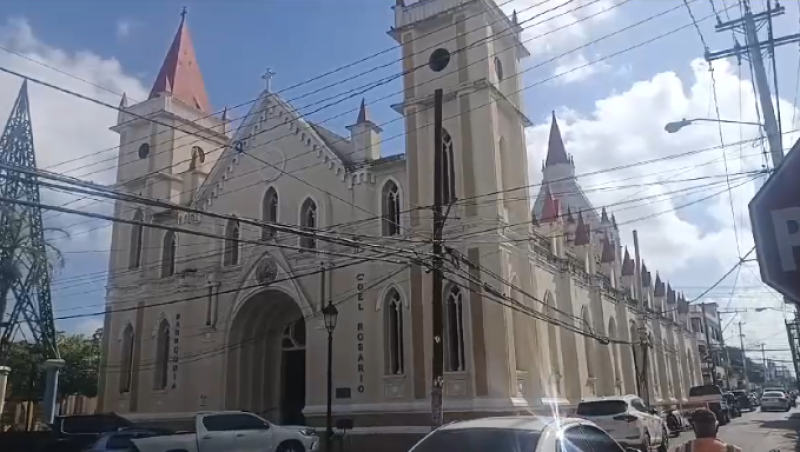 La Iglesia Nuestra Señora del Rosario, ubicada en Moca