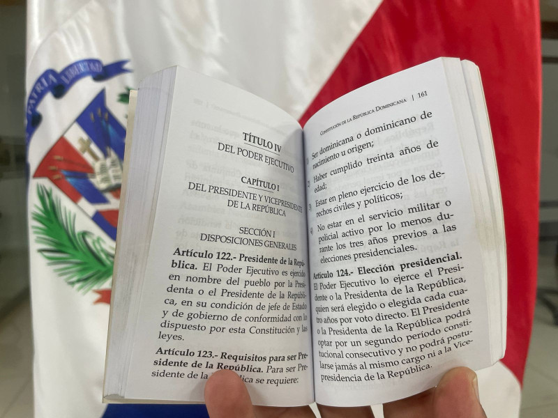 Bajo el título XIV, relativo a las reformas constitucionales, el artículo 272 es determinante para establecer si existe la necesidad de un referendo aprobatorio para realizar una reforma constitucional.