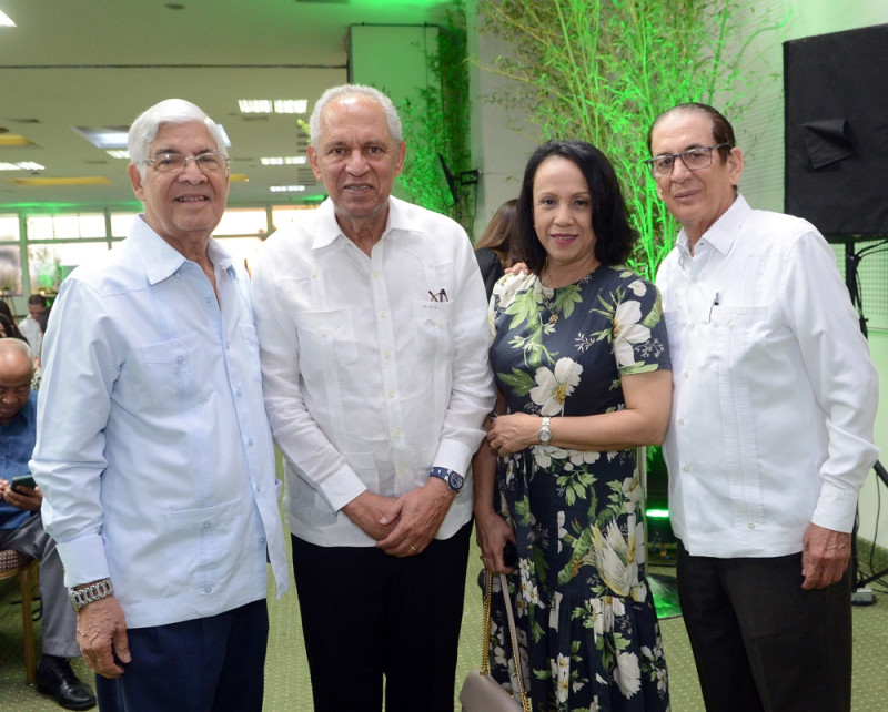 Baudilio Pérez Molina, Rafael Sánchez Español, Brígida Navarro y Luis Grullón Estrella.