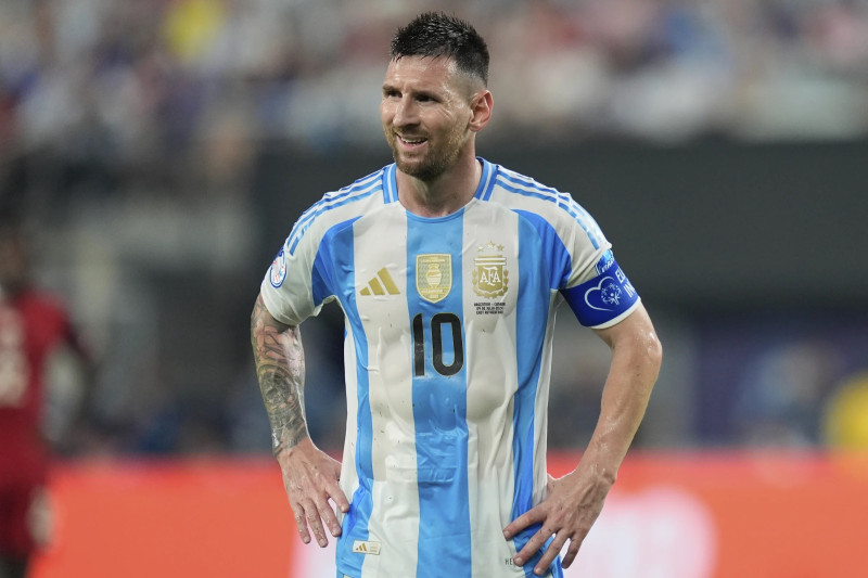 Lionel Messi durante un partido de semifinales de la Copa América contra Canadá en East Rutherford, Nueva Jersey, el 9 de julio de 2024.