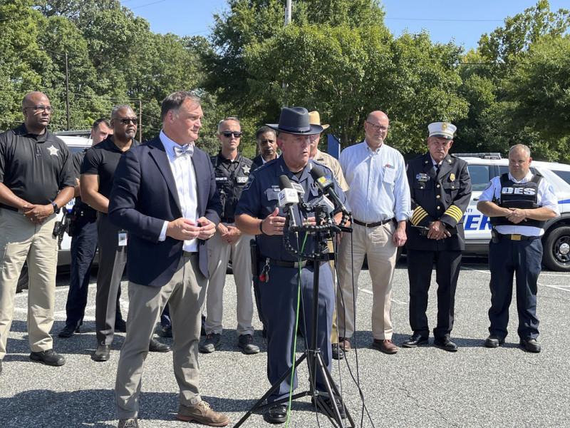 El jefe de policía del condado de Harford, Jeff Gahler, habla sobre el tiroteo en la escuela secundaria Joppatowne, el viernes 6 de septiembre de 2024, en Joppatowne, Maryland